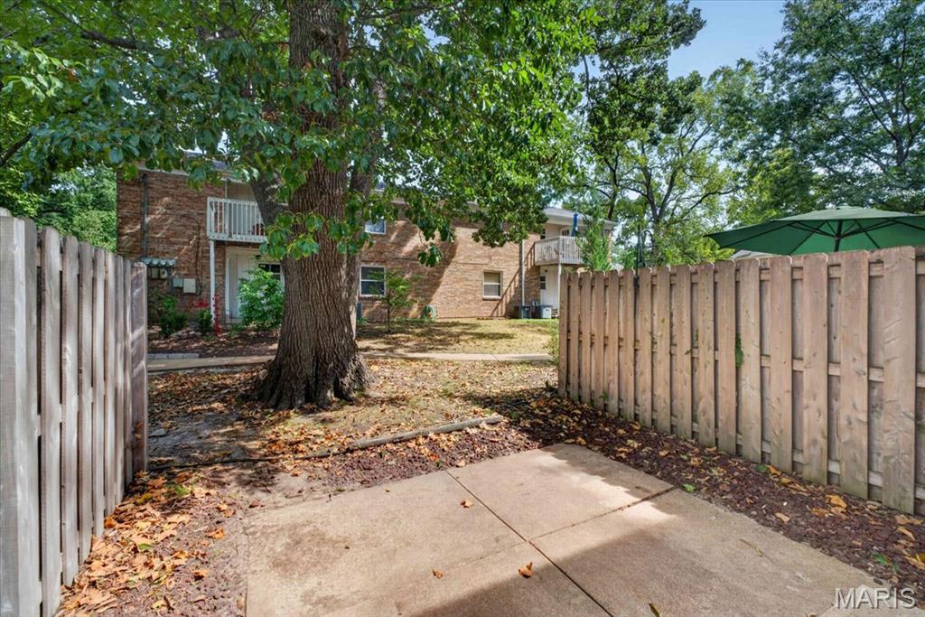 Colony Woods Condo - Residential