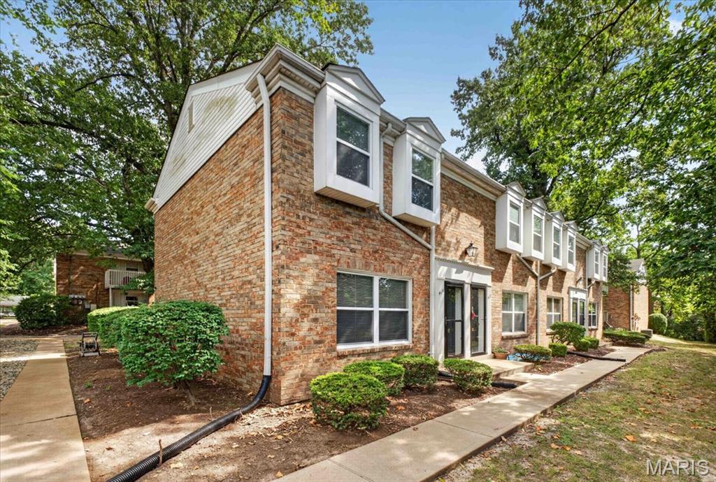 Colony Woods Condo - Residential
