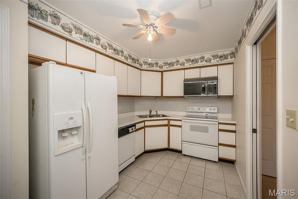 Jefferson Manor Condo - Residential