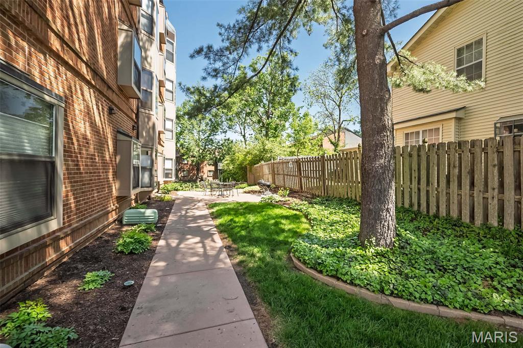 Jefferson Manor Condo - Residential