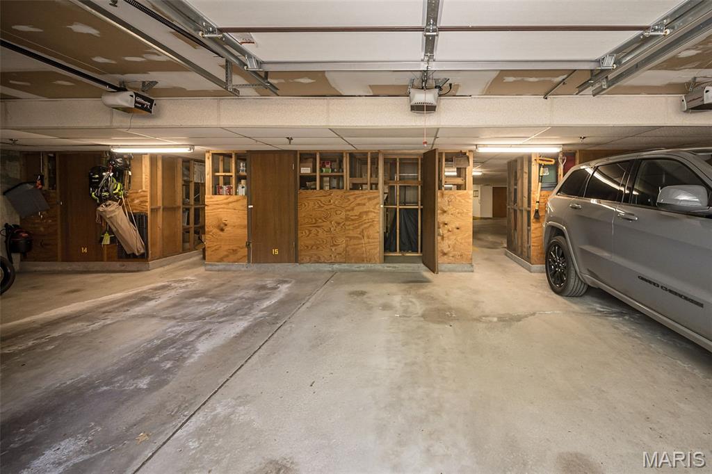 Jefferson Manor Condo - Residential