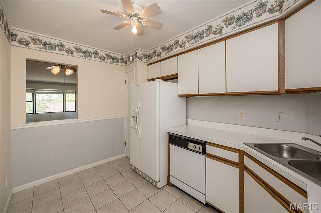Jefferson Manor Condo - Residential