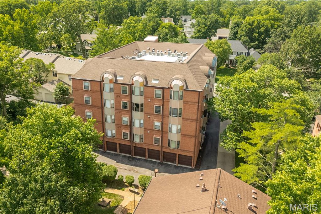 Jefferson Manor Condo - Residential