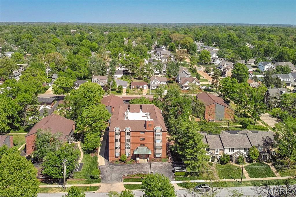 Jefferson Manor Condo - Residential