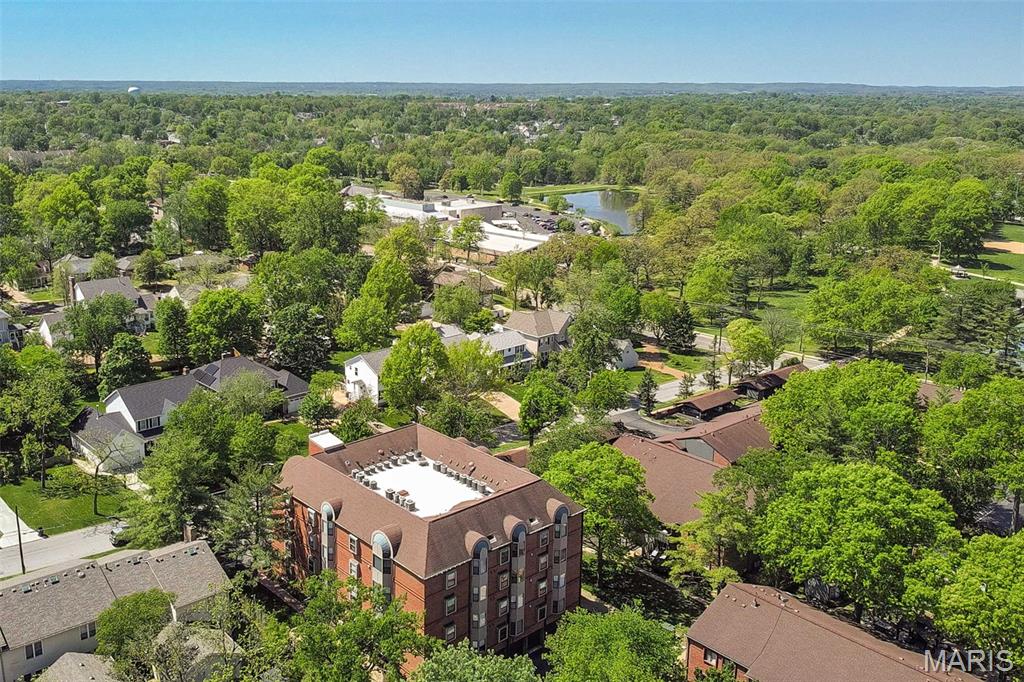 Jefferson Manor Condo - Residential