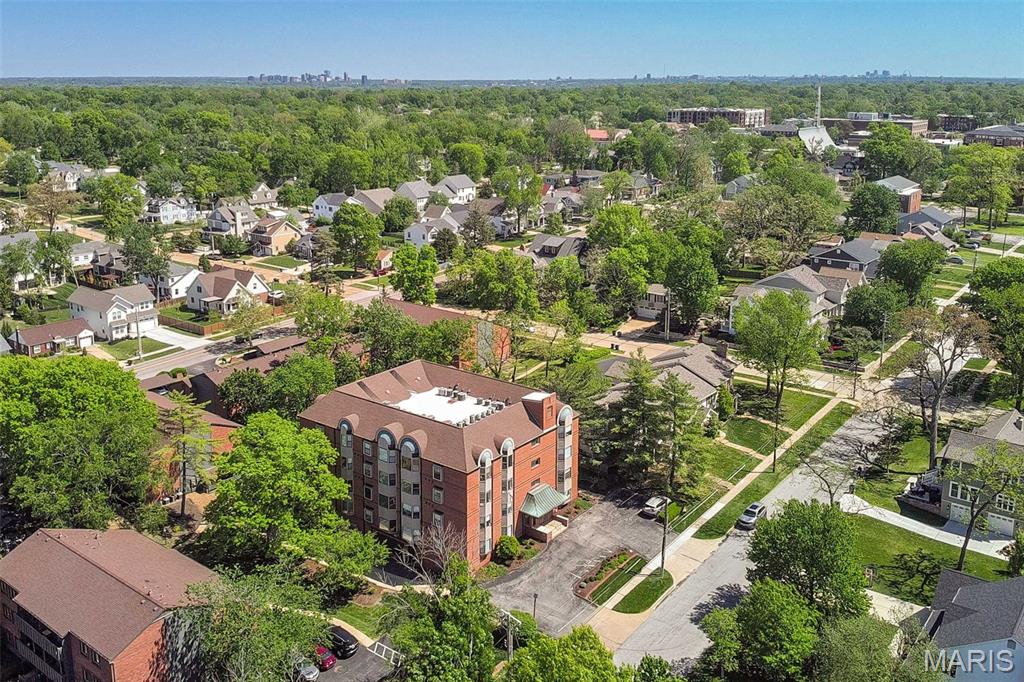Jefferson Manor Condo - Residential