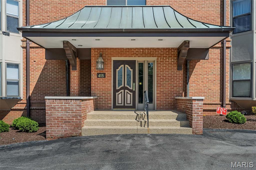 Jefferson Manor Condo - Residential