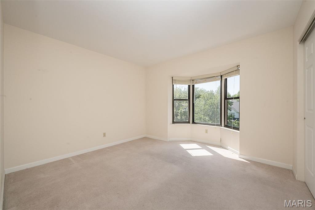Jefferson Manor Condo - Residential