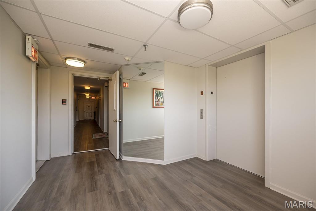 Jefferson Manor Condo - Residential