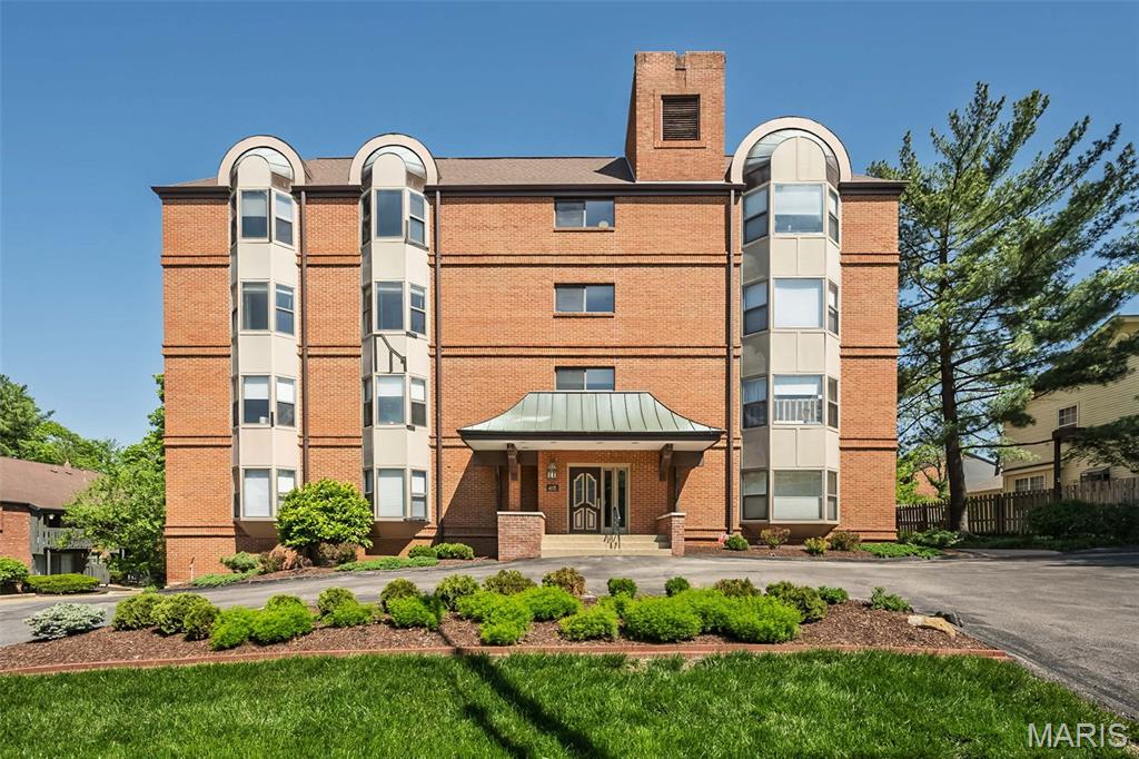 Jefferson Manor Condo - Residential