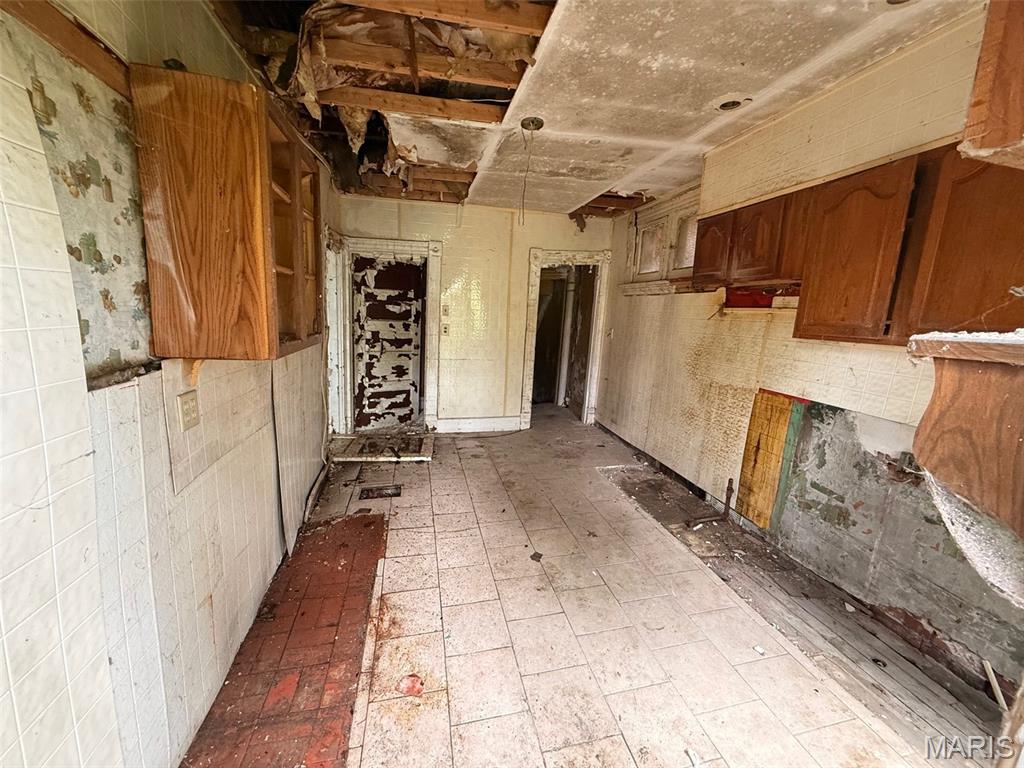 none - Residential Income