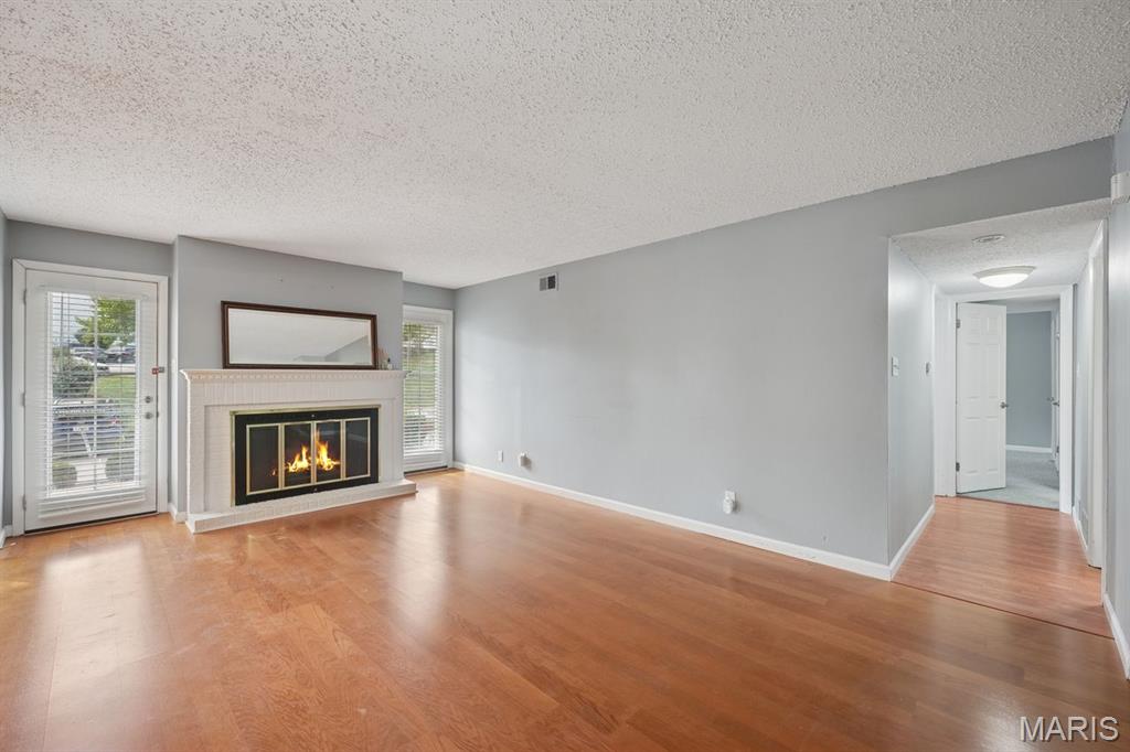 Manors At Village Green Condo - Residential