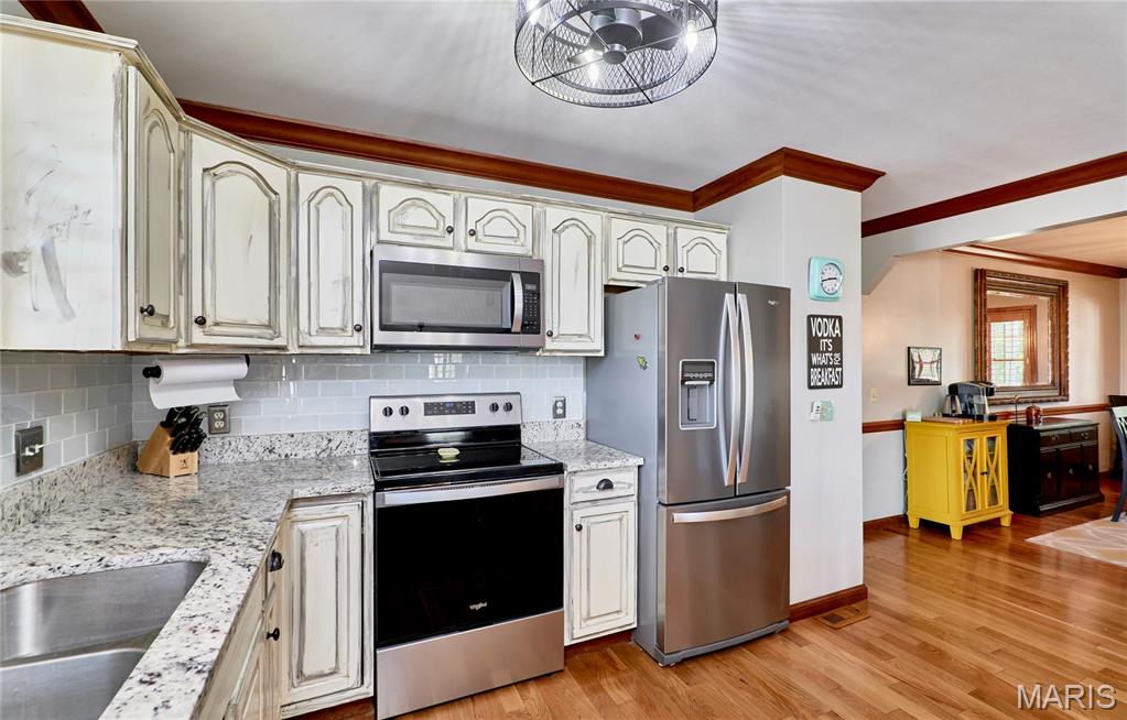Lake Chateau Estates - Residential
