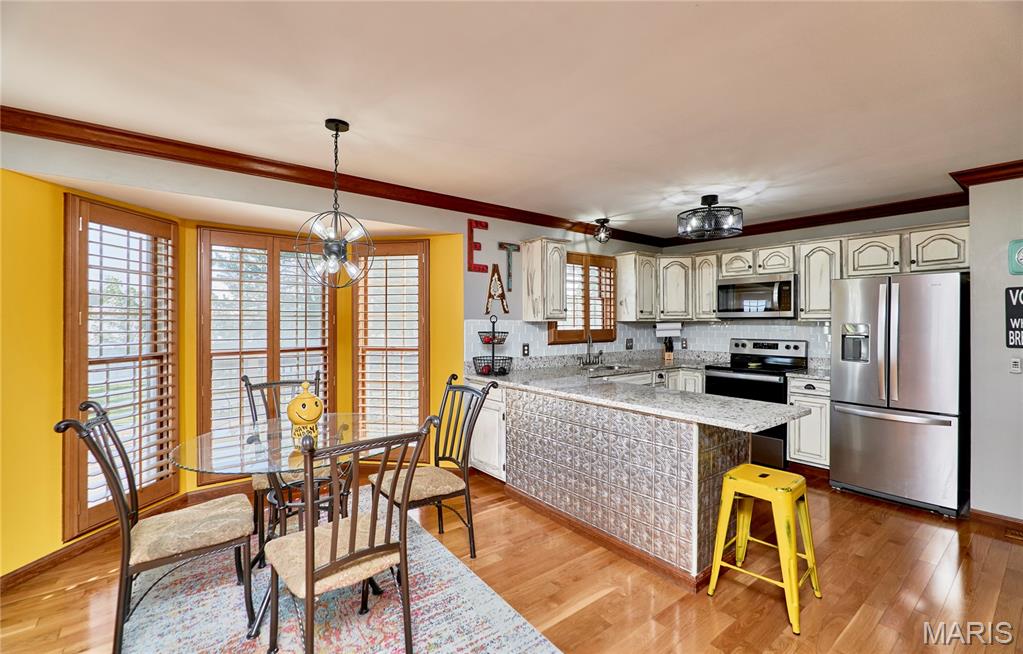 Lake Chateau Estates - Residential
