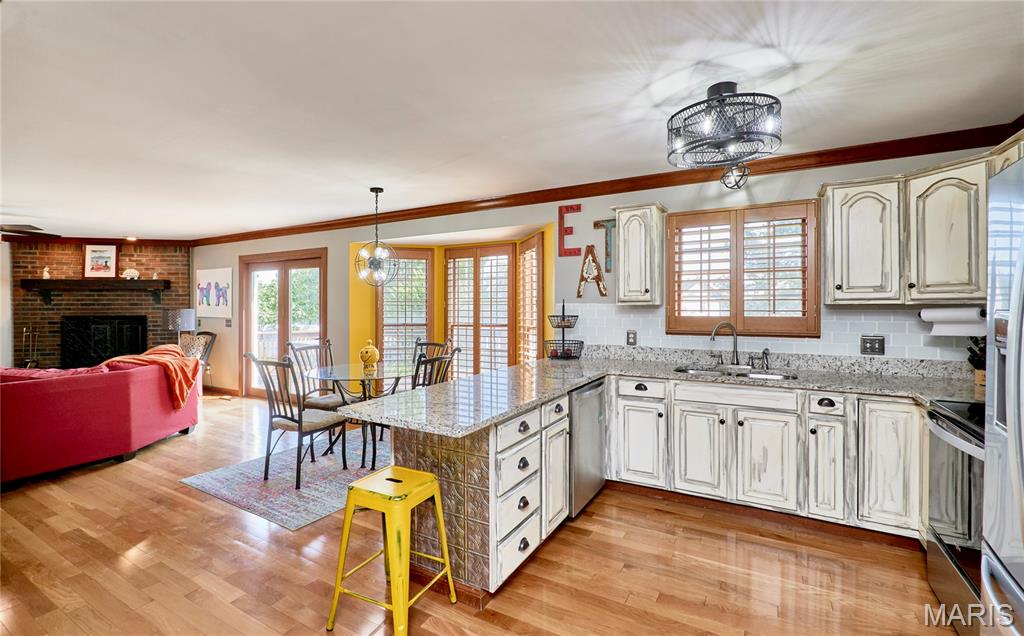 Lake Chateau Estates - Residential