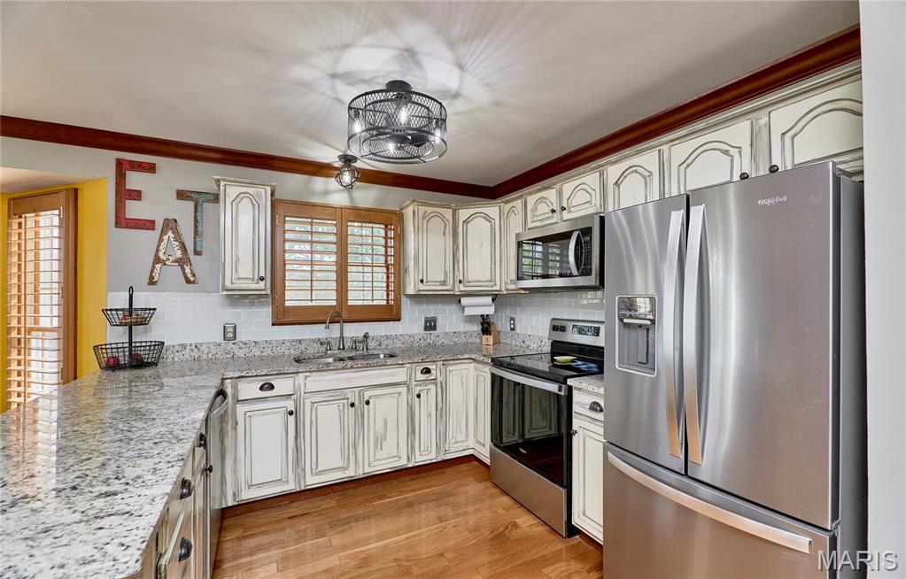 Lake Chateau Estates - Residential