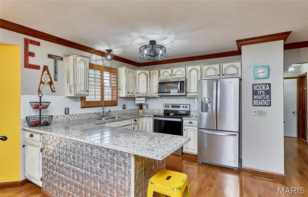Lake Chateau Estates - Residential