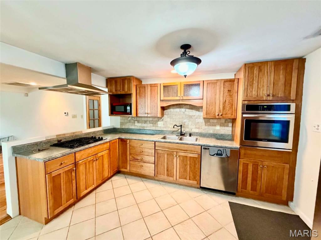 Wilshire Sub - Residential