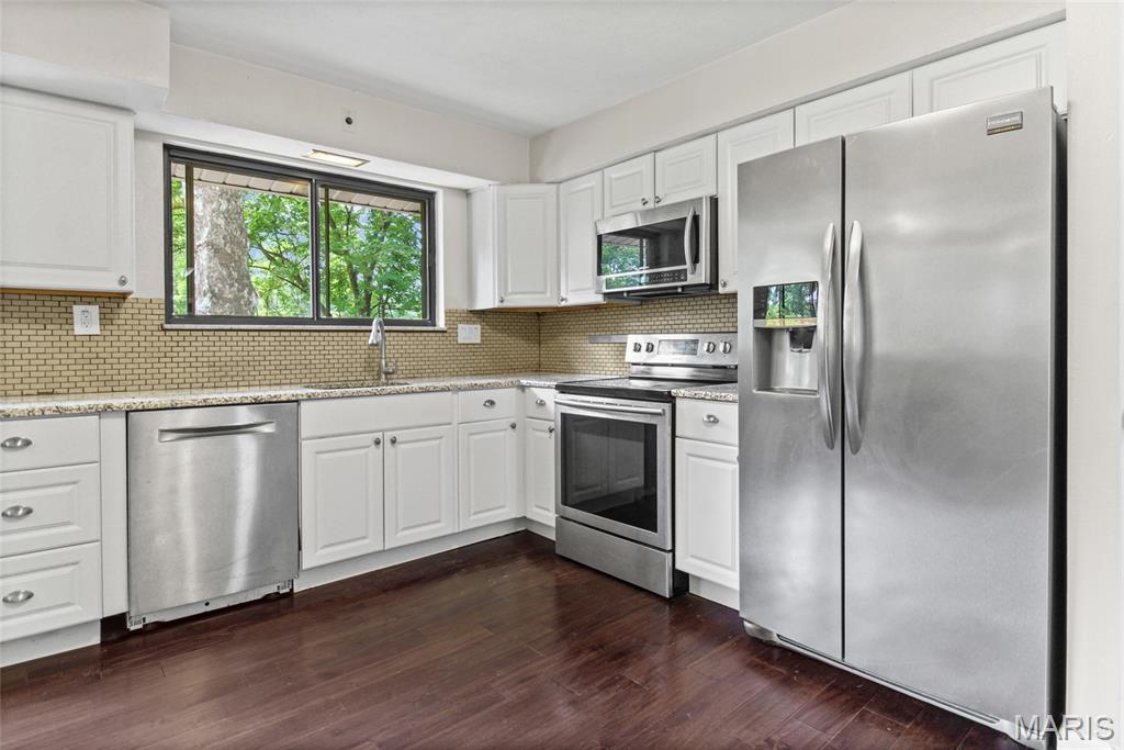 Barrington Estates 4 - Residential