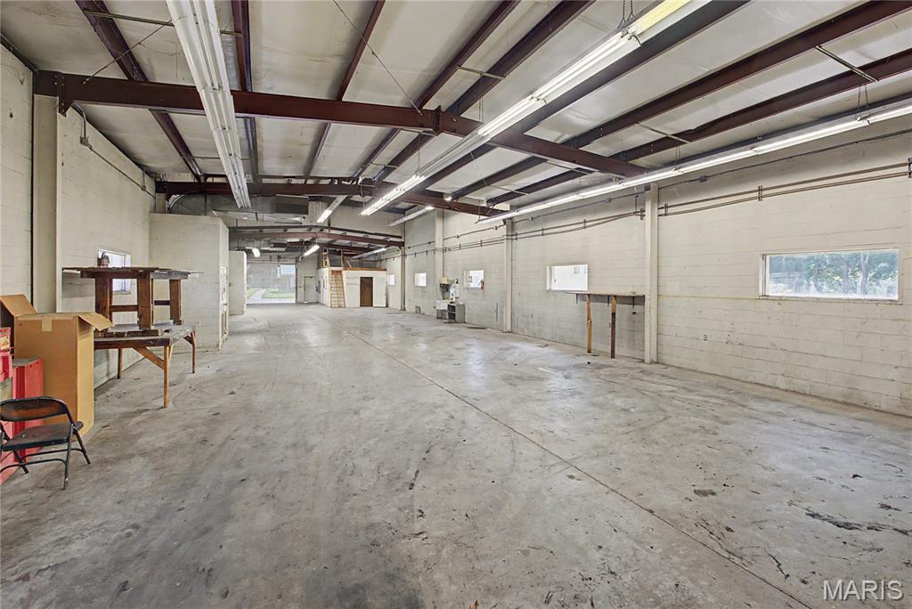 Trotters Add - Commercial Sale