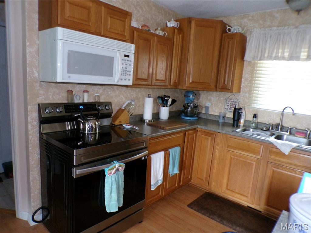 Mc Conachie Reed Add - Residential