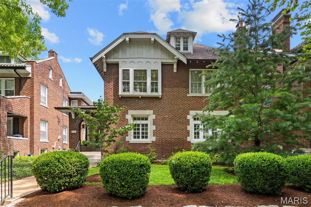Ames Place - Residential