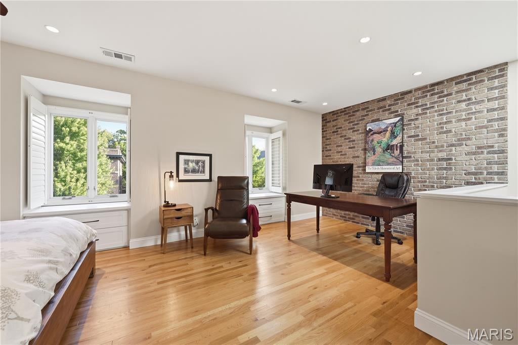 Andrew Dwyers - Residential