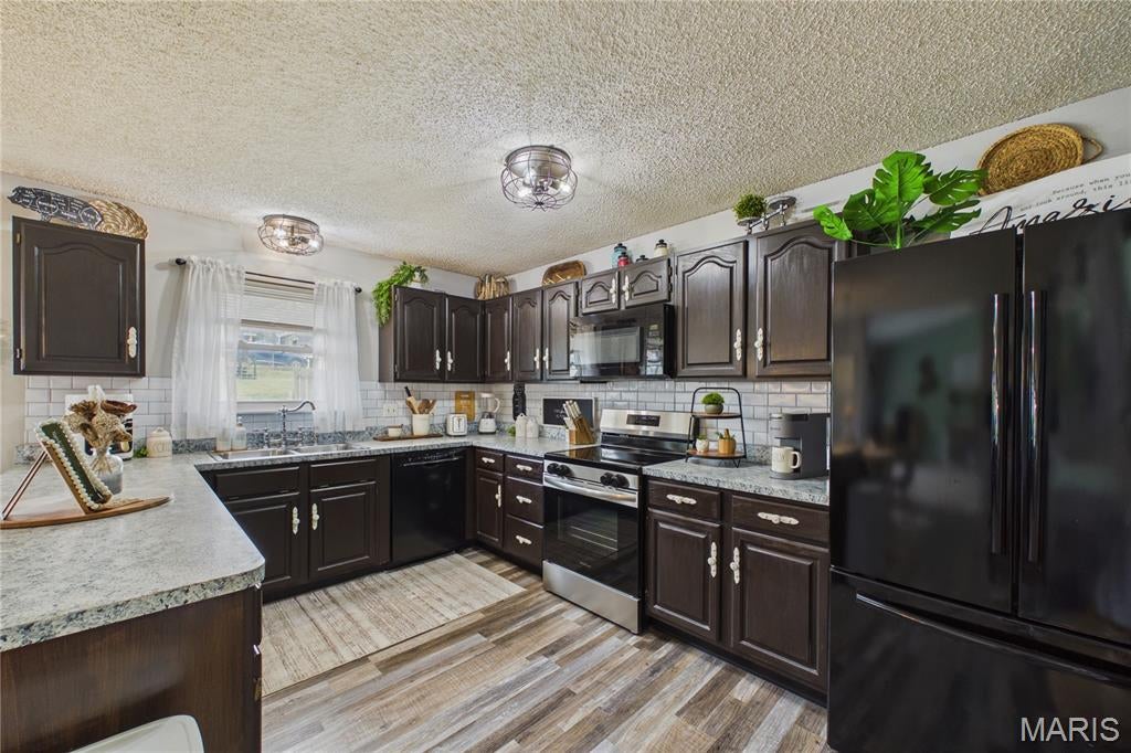 Hohman Farm 04 Amd - Residential