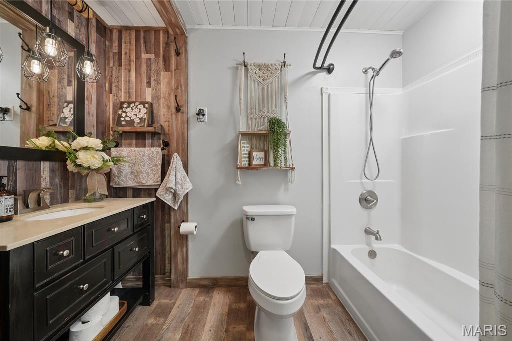 Country Wood Estates - Residential
