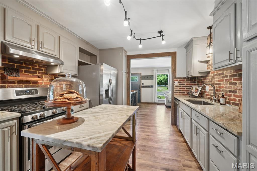 Country Wood Estates - Residential