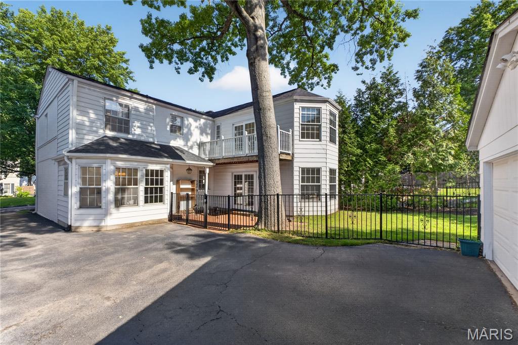 Colonial Park - Residential