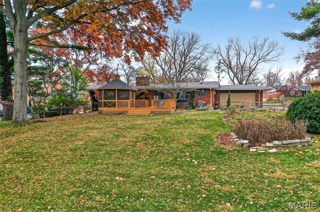 Ladue Trails Sec Of The Village Of - Residential