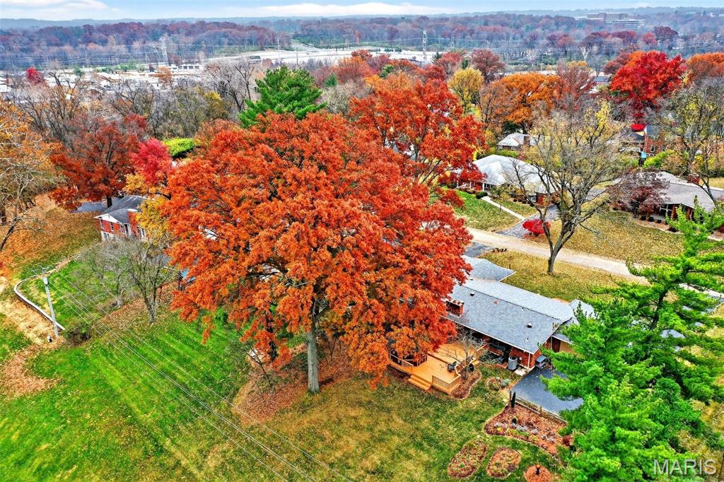 Ladue Trails Sec Of The Village Of - Residential