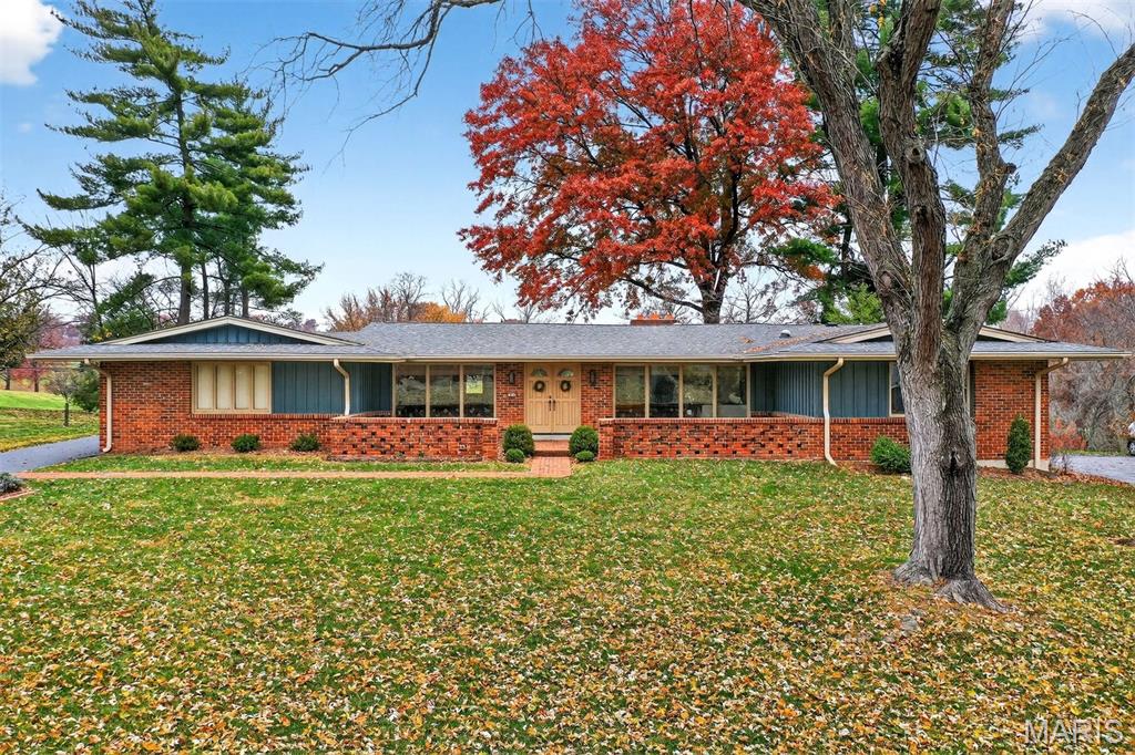 Ladue Trails Sec Of The Village Of - Residential