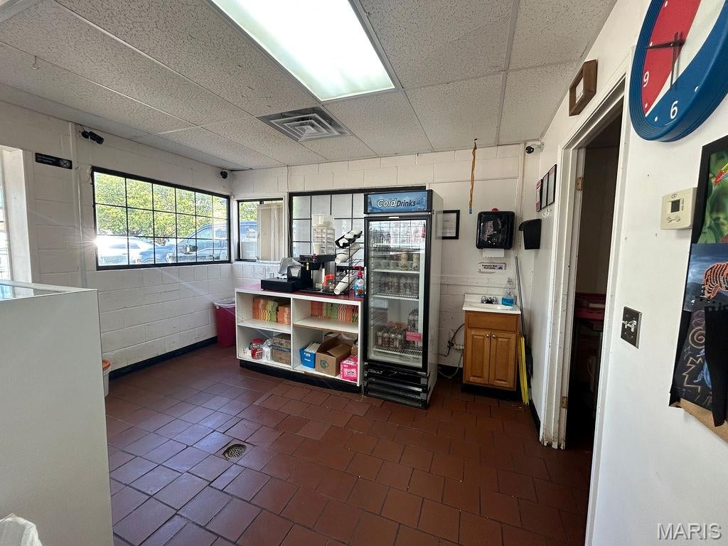 Cooper-Downs Add - Commercial Sale