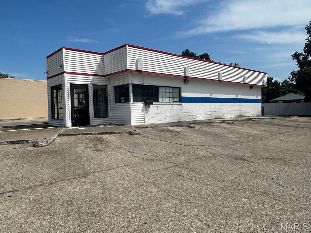 Cooper-Downs Add - Commercial Sale