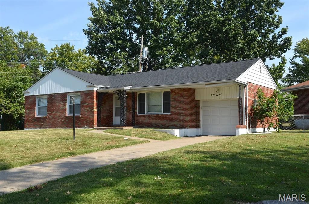 Investment opportunity being listed for short sale. Property is currently occupied by tenants. DO NOT DISTURB TEANANTS. Property is being sold as-is. Seller to do no repairs or pay for any inspections.