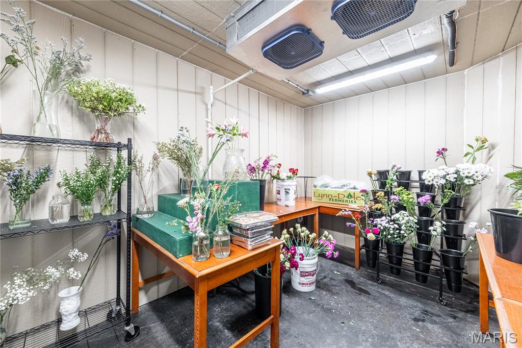 City/Perryville - Commercial Sale