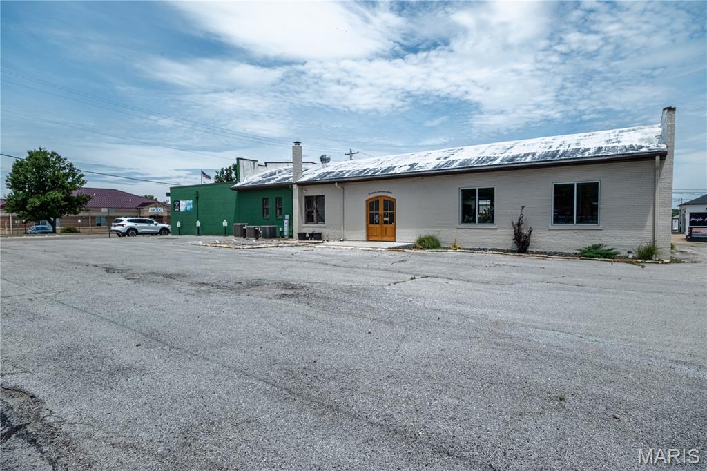City/Perryville - Commercial Sale