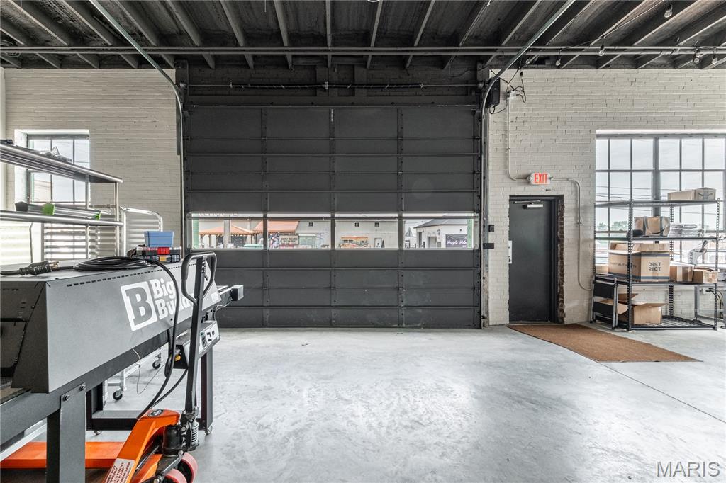 City/Perryville - Commercial Sale