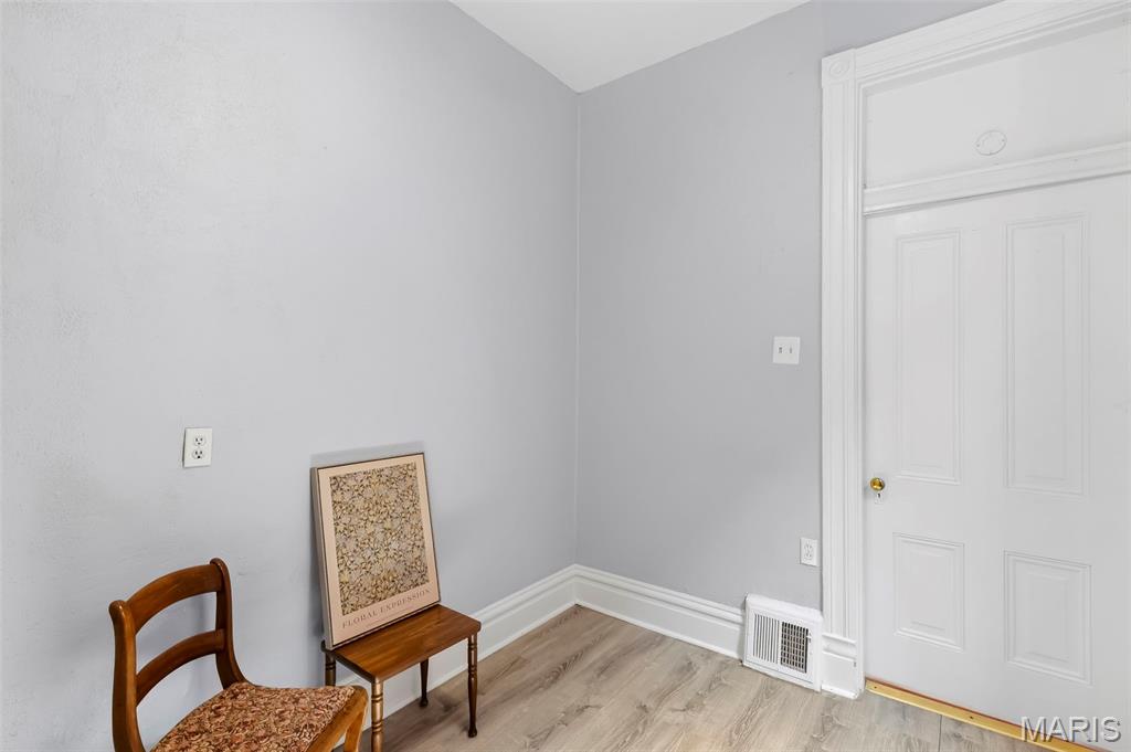 St. Louis Common Add - Residential