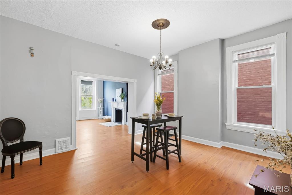 St. Louis Common Add - Residential