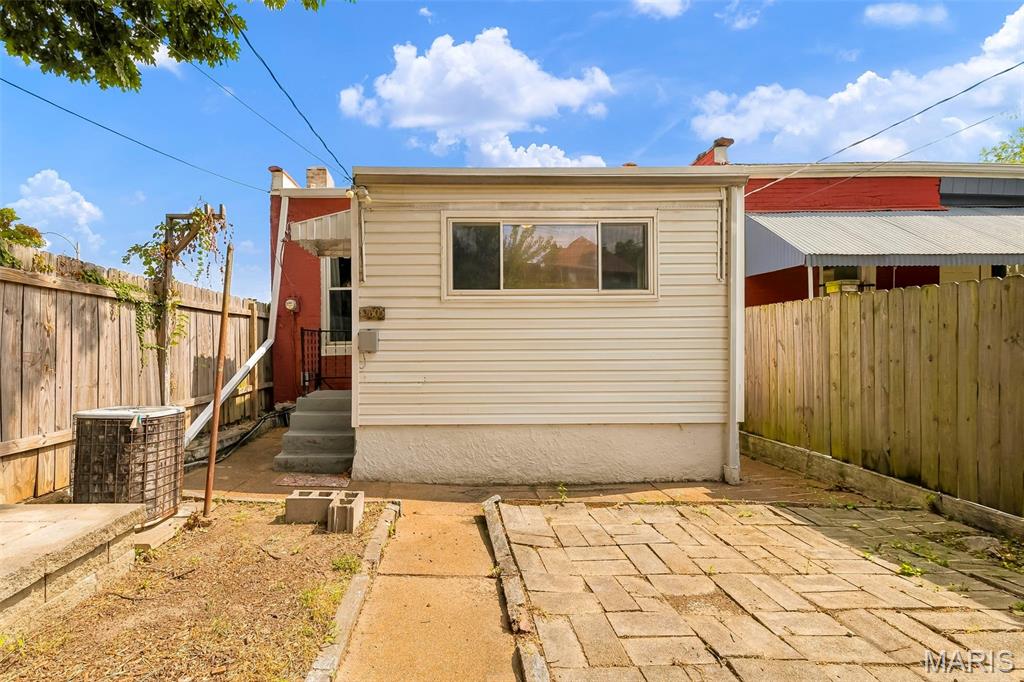St. Louis Common Add - Residential