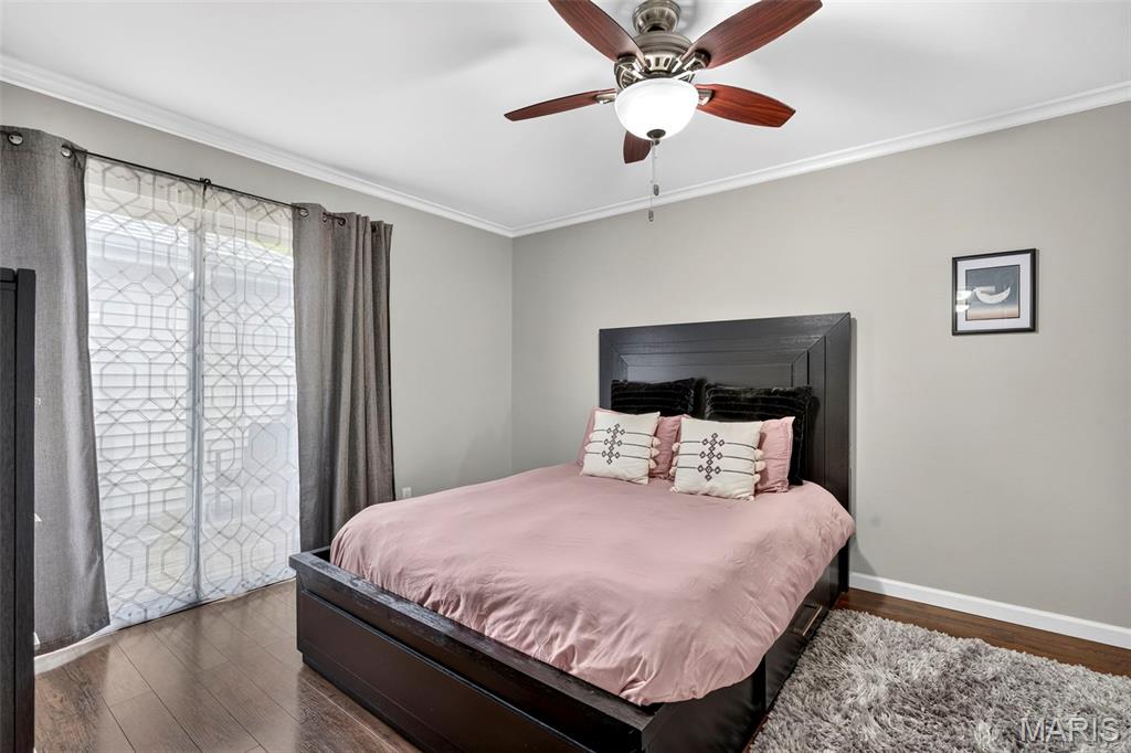 Brentwood Forest Condo Ph Three - Residential