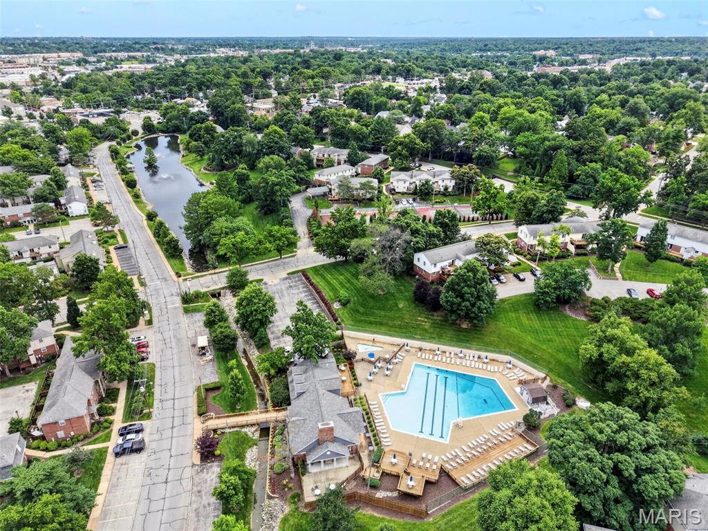 Brentwood Forest Condo Ph Three - Residential