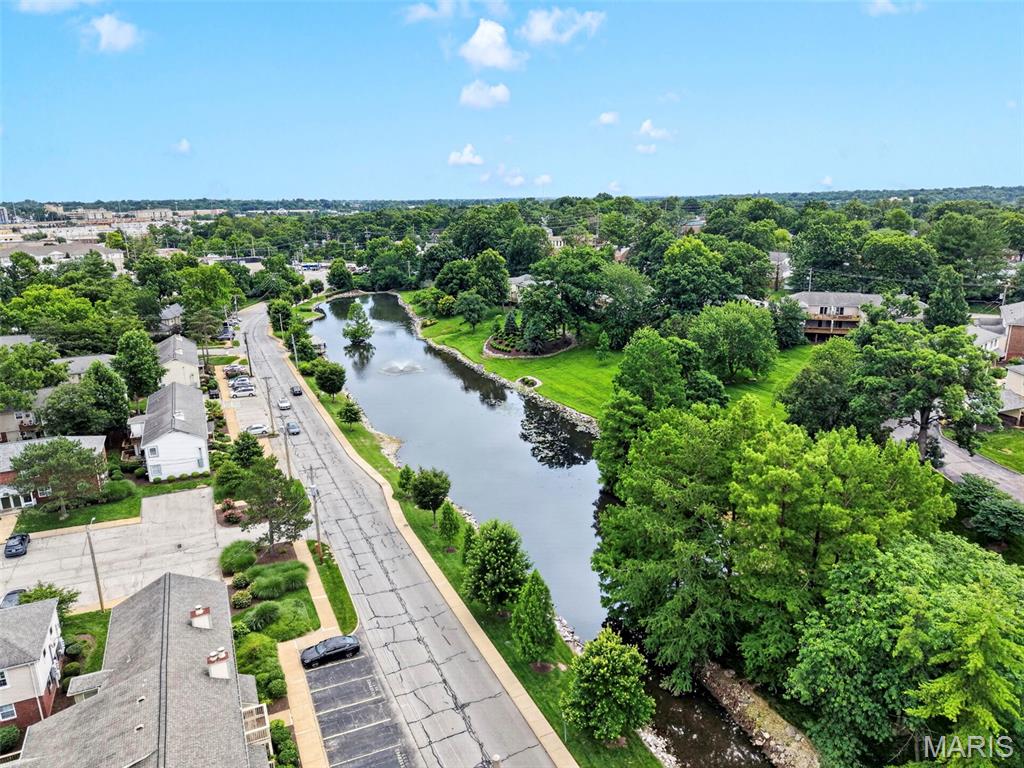 Brentwood Forest Condo Ph Three - Residential