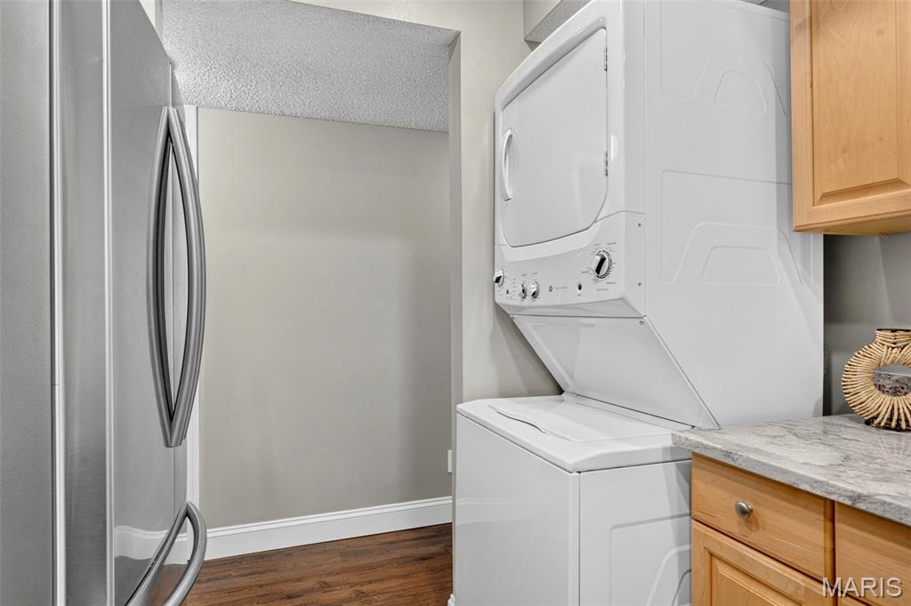 Brentwood Forest Condo Ph Three - Residential