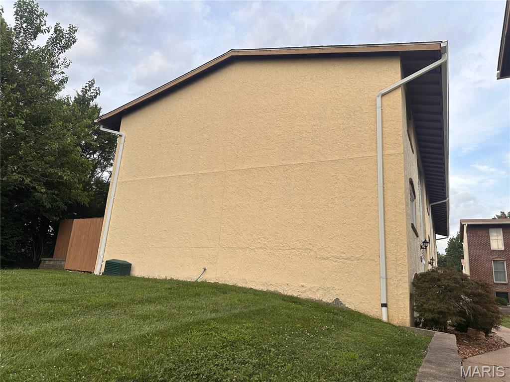 Kiefer Creek Condo - Residential