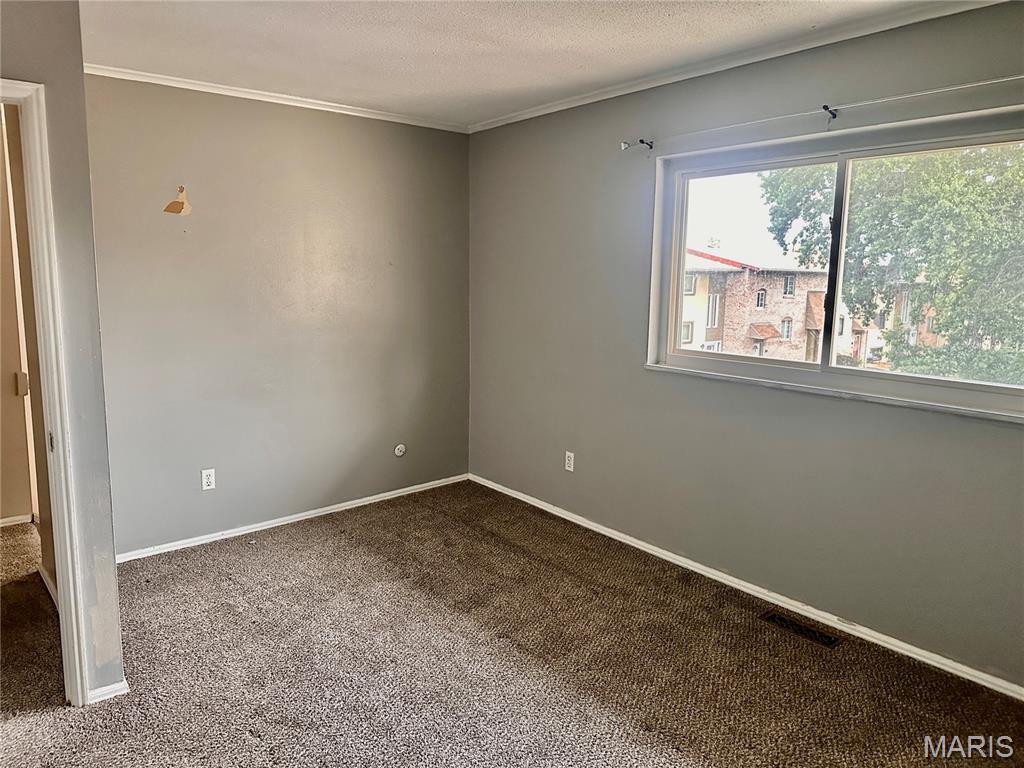 Kiefer Creek Condo - Residential