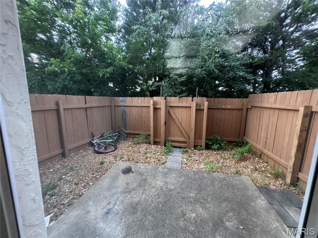 Kiefer Creek Condo - Residential